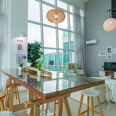 2Bedrooms Maritime Seaview Luxury Suite 2Carpark 2-9Pax Jelutong Екстериор снимка